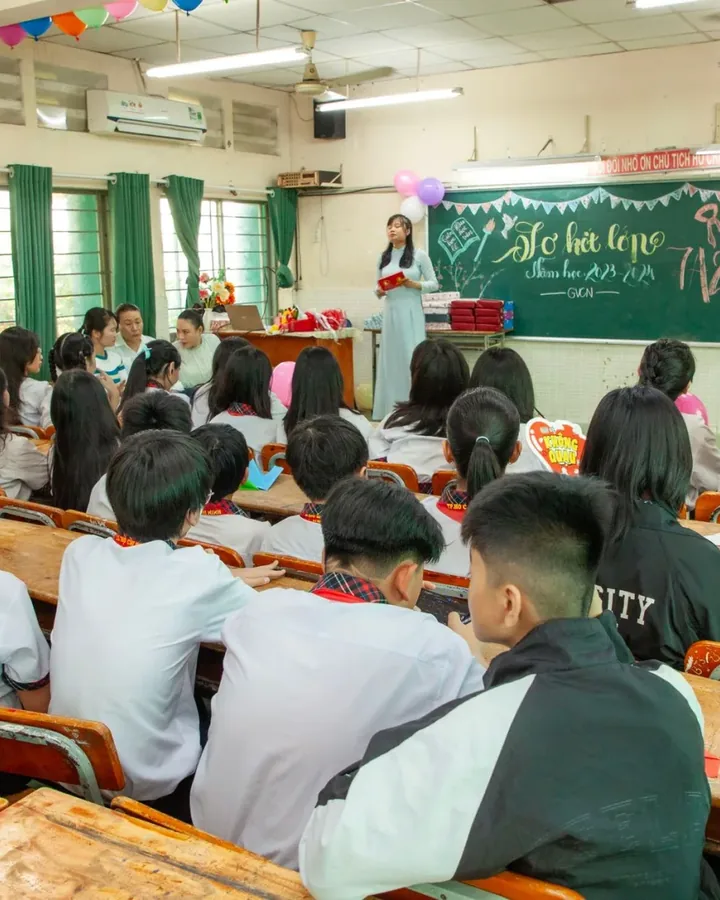 Lớp học buổi tối